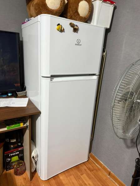 Продаю Холодильник