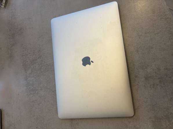 Macbook Pro 15 2017 256гб