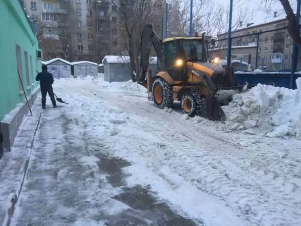 Уборка снега и вывоз снега в Екатеринбурге