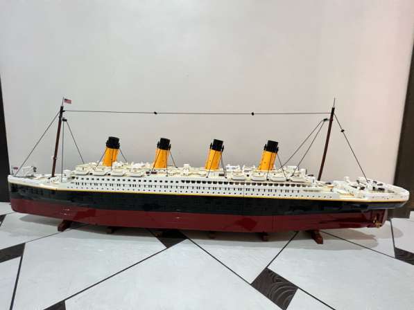 Lego titanic, Лего титаник 10280