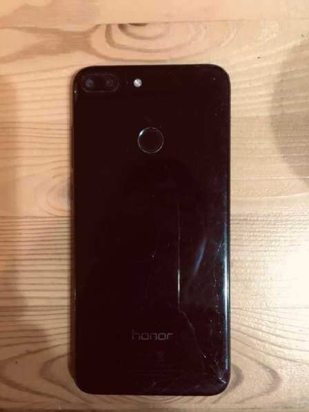 Телефон Honor 9 Lite