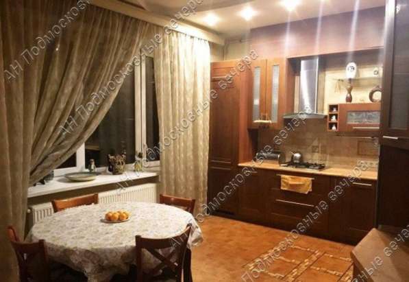 Продам таунхаус в Москва.Жилая площадь 242 кв.м.Есть Электричество, Водопровод. в Москве