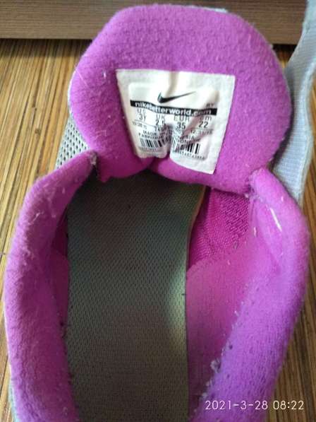 Кроссовки Nike для девочки 35 в Магнитогорске фото 3