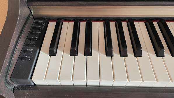 Цифровое пианино Yamaha YDP-162 в Твери фото 4