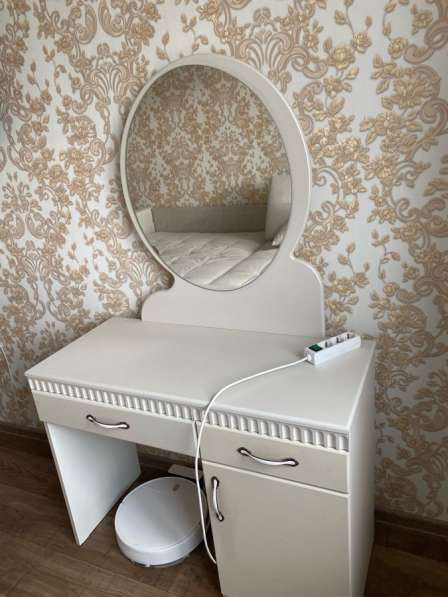 Туалетный стол в Набережных Челнах фото 3