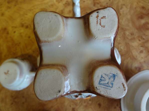 Керамический самовар с чайником декоративный в фото 3