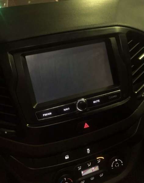 Магнитола dvm 2117 iq на ладу Веста