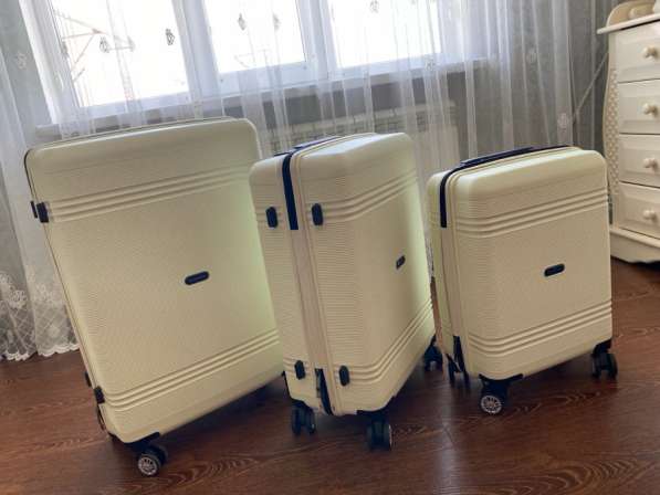 Продаются чемоданы в идеальном состоянии