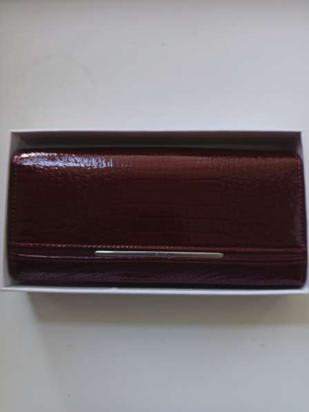 Продам кожаный кошелёк