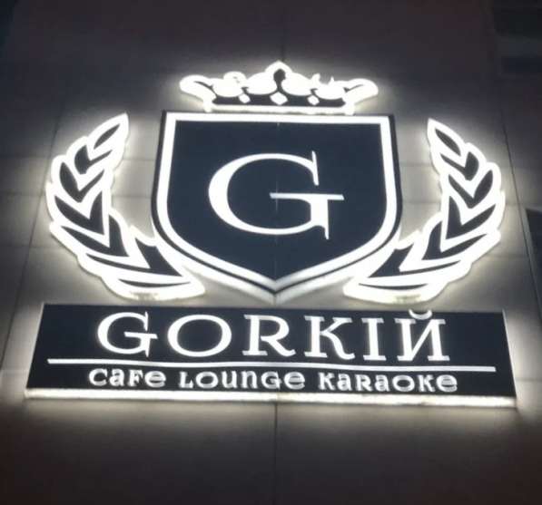 ИЩЕМ ОФИЦИАНТОВ