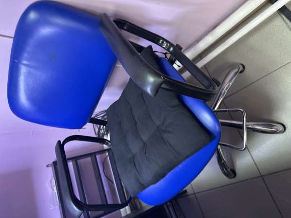 Кресло парикмахера в Новосибирске фото 3