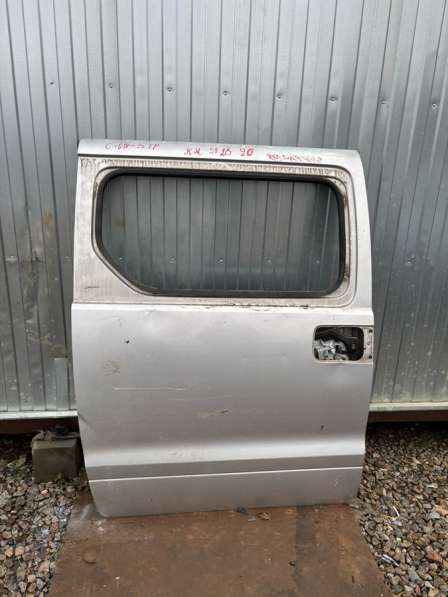 Двери Hyundai Grand Starex в Москве фото 4