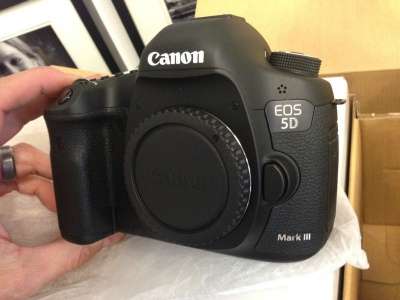 цифровой фотоаппарат Canon EOS 5D Mark III в Ярославле фото 3
