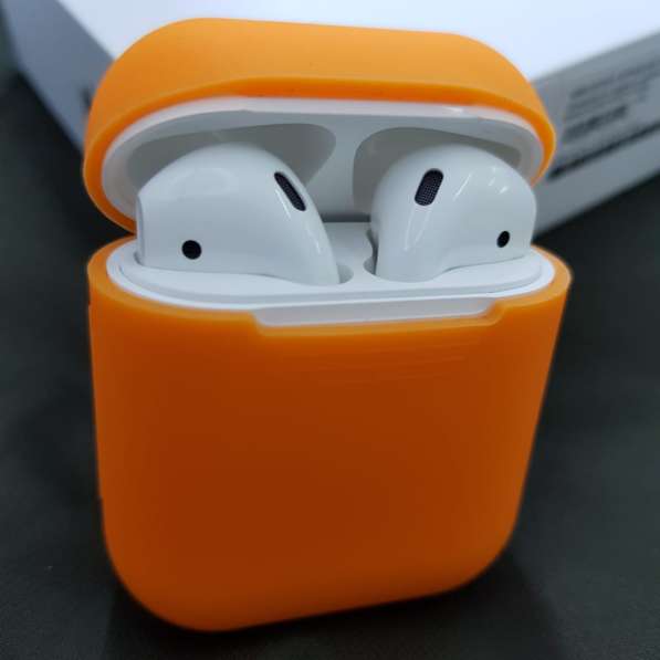 Apple AirPods 2 в Москве