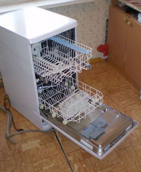 Продаю б/у посудомоечная машина в отличном состоянии