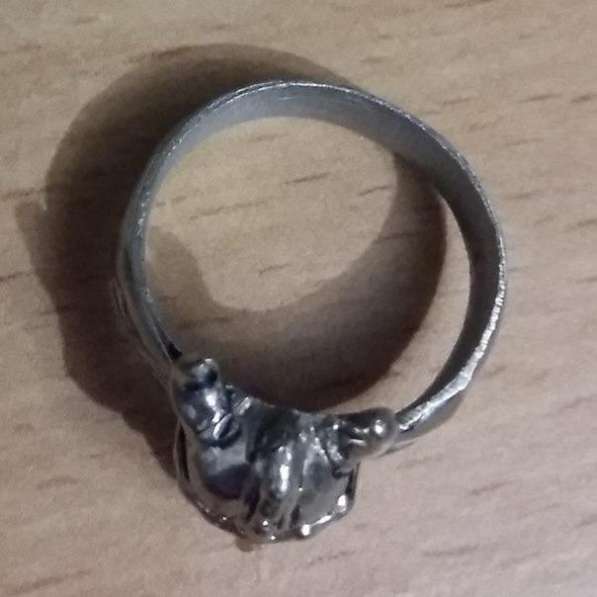 Кольцо череп викинг 19 размер в Сыктывкаре