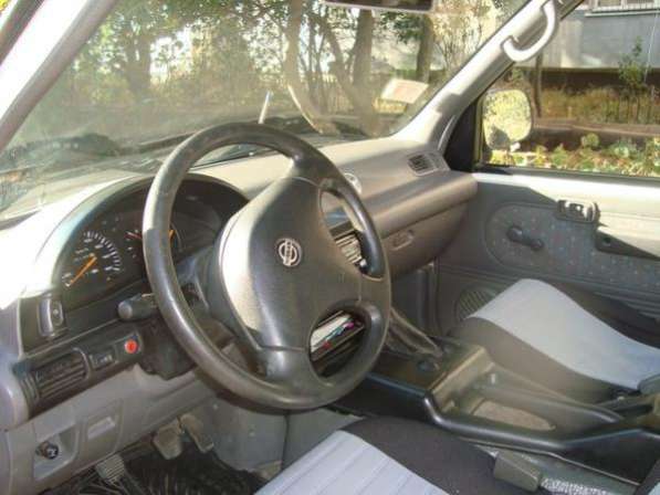 Продаю микроавтобус Nissan Vanetta 1998г. мест 7+1 в Симферополе