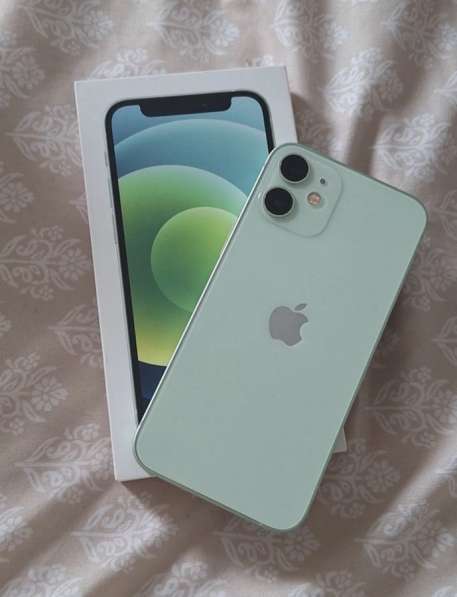 IPhone 12 в Москве
