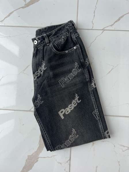 Мужские джинсы