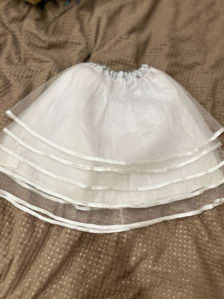Юбка белая блестящая 128 - 134