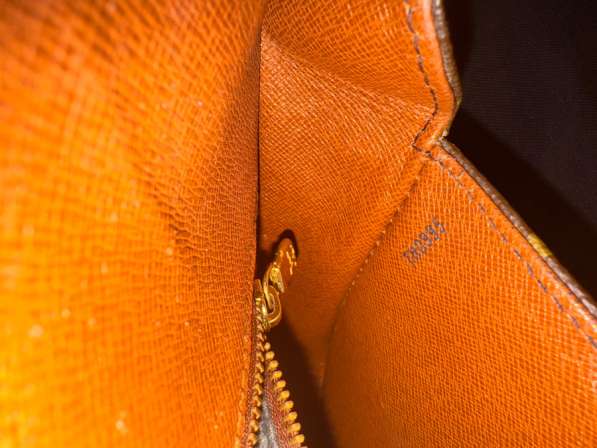 Сумка Louis Vuitton в Москве