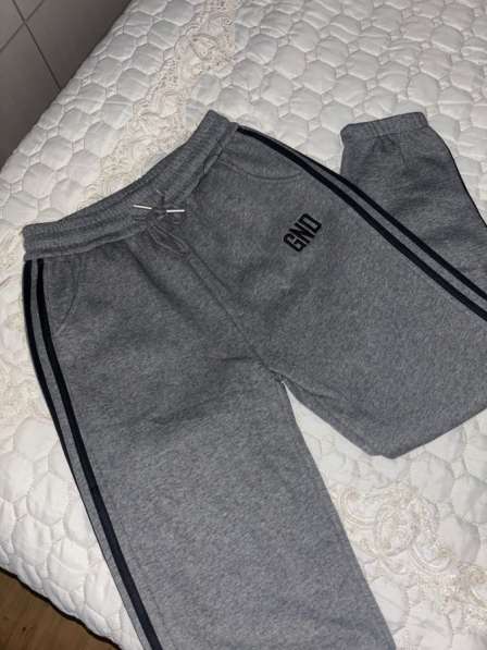 Новые теплые серые штаны