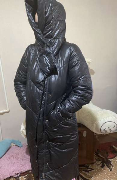Пуховик женский длинный