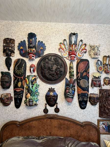 Коллекция масок в Москве