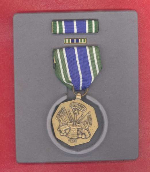 США медаль За военные достижения Армии США в Орле фото 13
