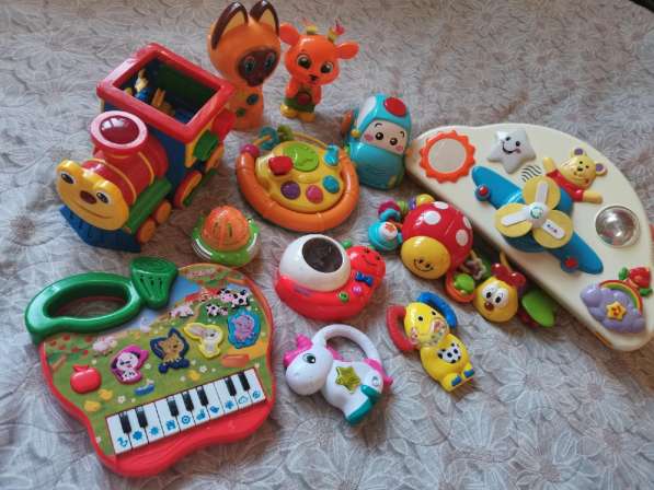 Музыкальные развивающие игрушки пакетом