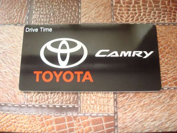 Табличка вместо Японского номера "CAMRY" в Омске