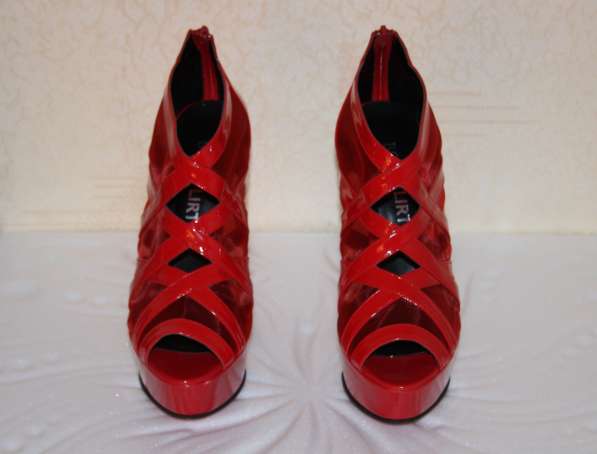 Туфли BODYFLIRT на каблуке 14 см в Томске фото 3