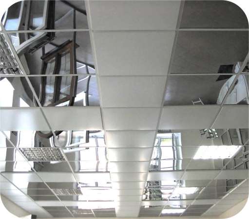 Зеркальные потолки алюминиевые подвесные в Калининграде фото 3
