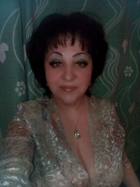 Людмила, 54 года, хочет пообщаться