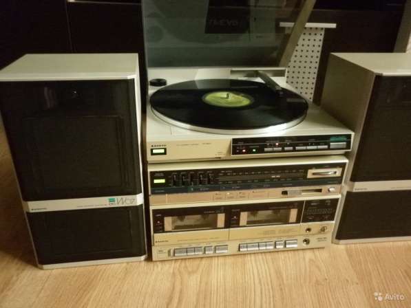 Музыкальный центр. Sanyo DCX W07