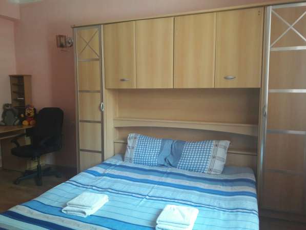 Тбилиси-посуточно 4 комнатная квартирa пр. Руставели в фото 28