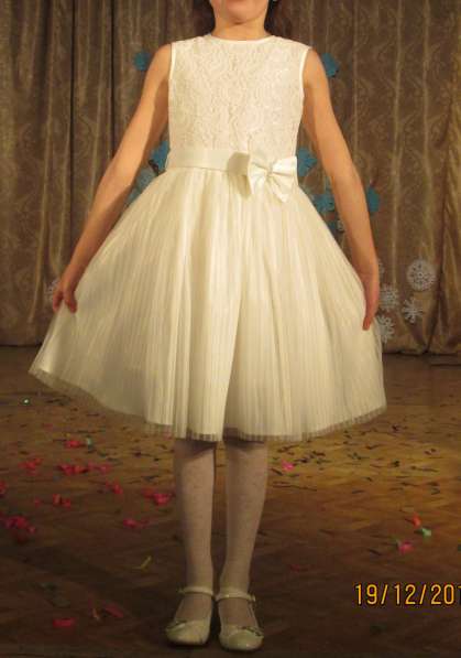 Красивое платье для девочки в Новомосковске фото 3