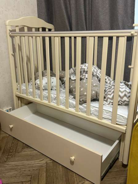 Детская кроватка 120 на 60 в Москве фото 5