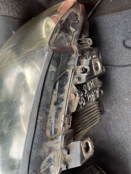 Фары Audi a4b6 2шт в Москве фото 3