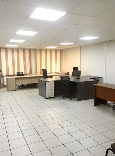 Офис с мебелью - 233 м²