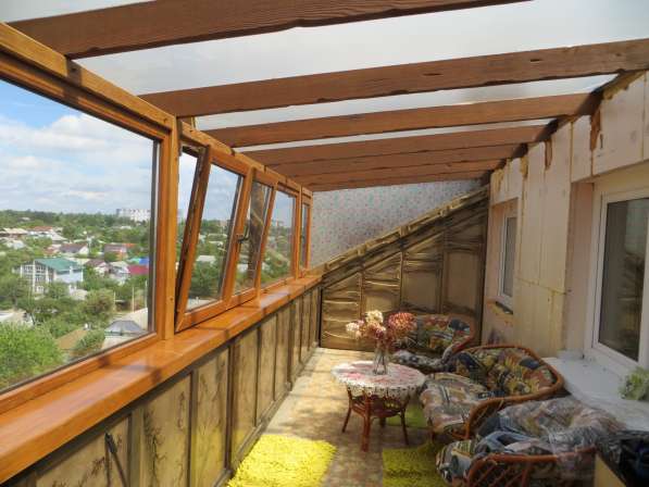 Отделка лоджий и балконов натуральным деревом,остекление пот в Воронеже фото 3