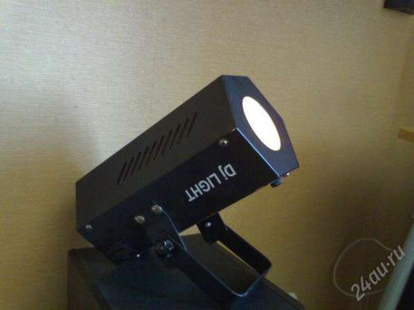 Продаю световой прибор "DJ LIGHT SG034" в Новосибирске