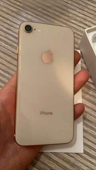 Apple iPhone 8 Gold в Южно-Сахалинске фото 6