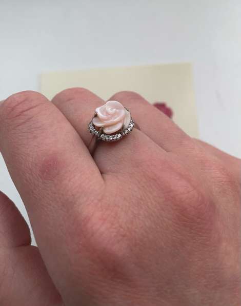 Серебристое кольцо с розой в Нижнем Новгороде фото 3