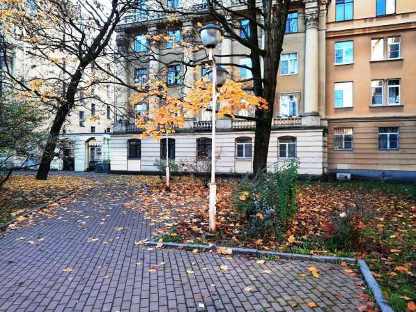 2-комн квартира на первом этаже в «сталинском» доме в Санкт-Петербурге фото 4