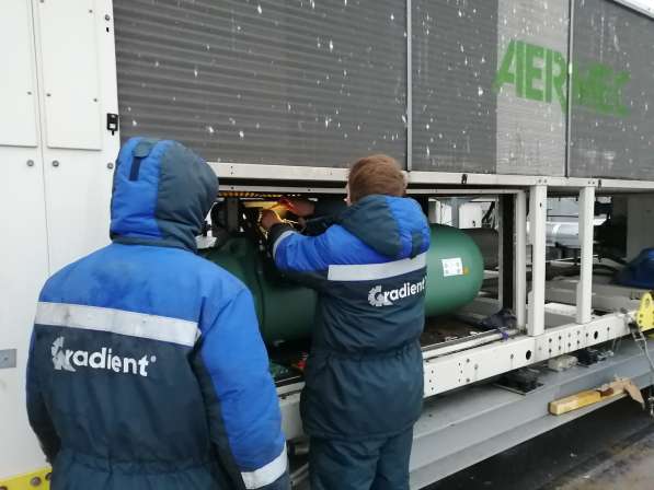 Обслуживание чиллера от Сервисного центра Градиент в Москве фото 3