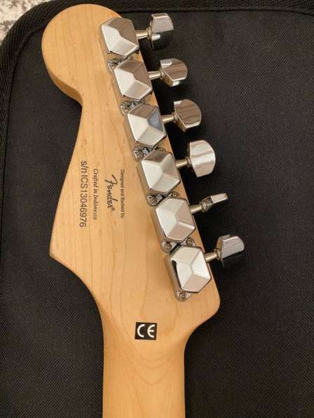 Электрогитара fender squier bullet strat в Москве фото 8