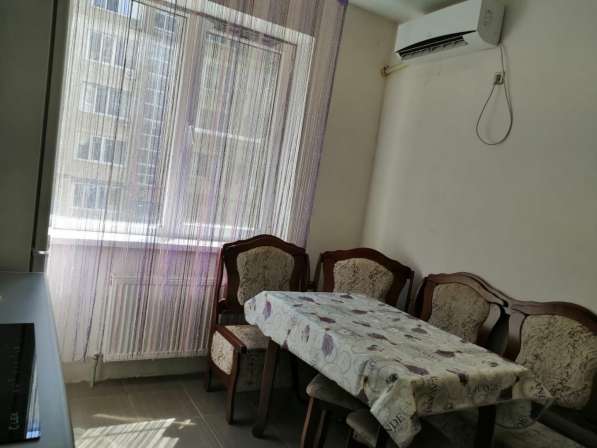1-комнатная квартира, 40 кв. м., ул. Евгении Жигуленко, 2а в Краснодаре фото 3