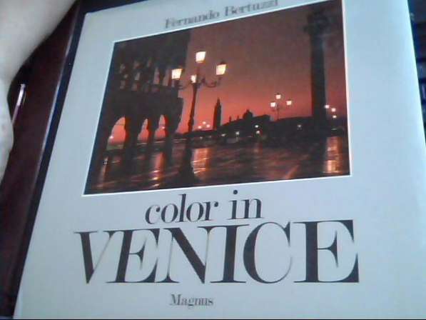 Альбом фотографий "Color in Venice" ("Цвет в Венеции")