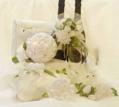 Свадебные аксессуары "Белые Розы" ручная работа